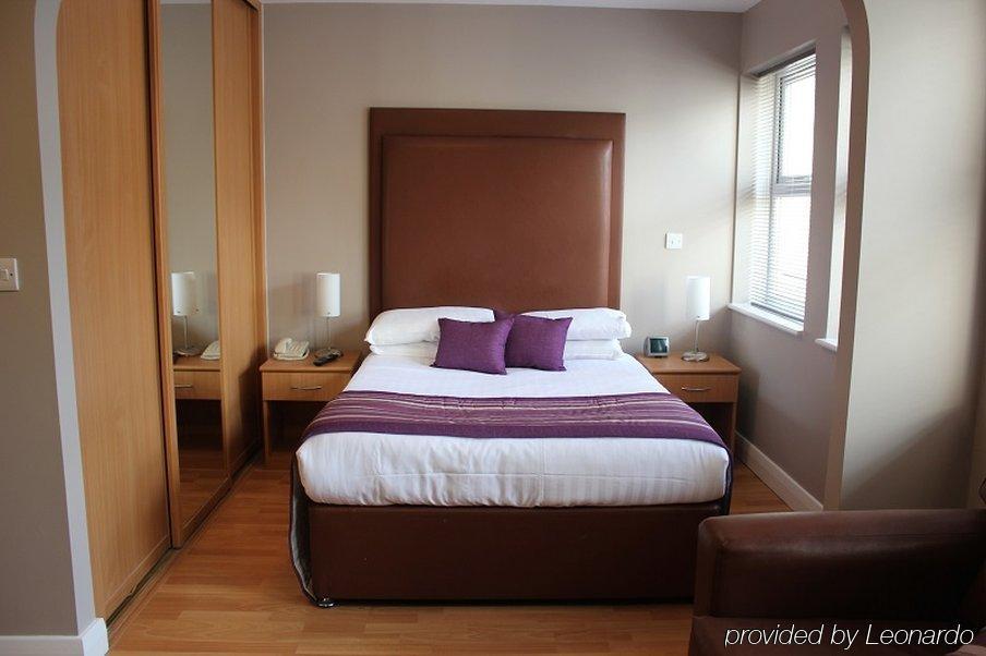 เอชโอเอฟ ซิตี้ วอลล์ เฮาส์ Apartment เรดดิ้ง ภายนอก รูปภาพ